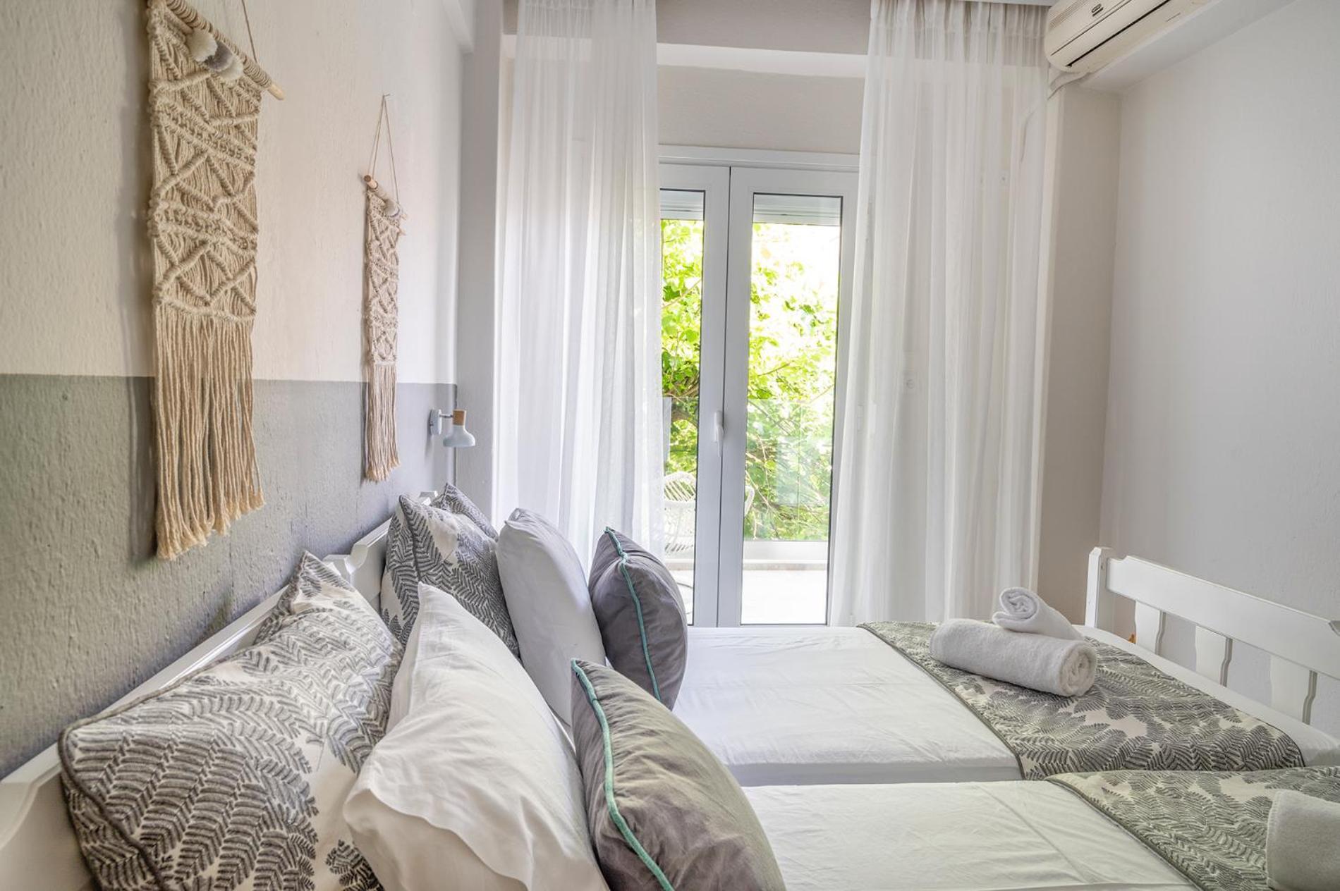 Evangelia Rooms & Apartments - A Asproválta Exteriér fotografie